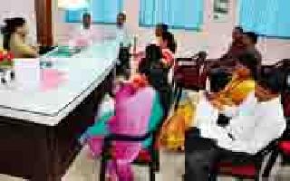 "One Stop Crisis Center" for afflicted women | पीडित महिलांसाठी "वन स्टॉप क्रायसेस सेंटर" "One Stop Crisis Center" for afflicted women | पीडित महिलांसाठी "वन स्टॉप क्रायसेस सेंटर"
