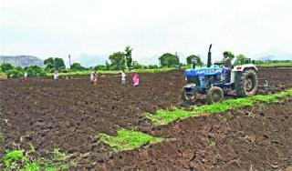 Start of Kharif sowing | खरिपाच्या पेरणीला प्रारंभ