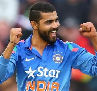 Ravindra Jadeja is the first to make history in the Champions Trophy history | चॅम्पियन्स ट्रॉफीच्या इतिहासात असं करणारा रविंद्र जाडेजा पहिलाच