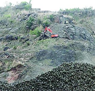 The speed of the level of Uleve Hill | उलवे टेकडीच्या सपाटीकरणाला वेग