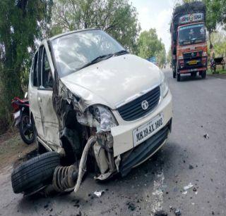 Sand transporters: Four people injured in the dump | वाळू वाहतूक करणा:या डंपरच्या धडकेत चौघे जखमी