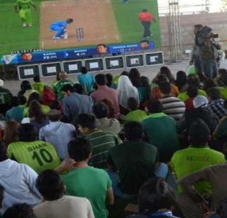 More than 32 crores of audience will be seen in the Indo-Pak final match, a new record will be made | भारत-पाक अंतिम सामना पाहणार 32 कोटींहून अधिक प्रेक्षक, बनणार नवा रेकॉर्ड