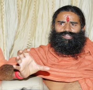 ... then go to Pakistan and teach yoga - Ramdev Baba | ...तर पाकिस्तानात जाऊन योगा शिकवेन- रामदेव बाबा