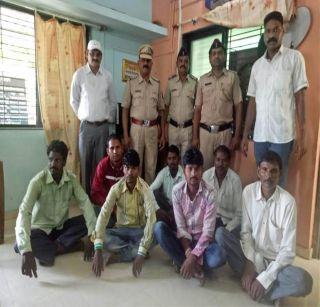 7 accused absconding for eight years | आठ वर्षापासून फरार 7 आरोपींना अटक