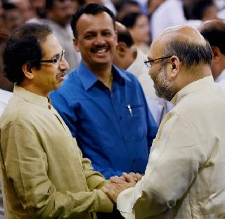 Will win the battle of Kashmir? The question of Uddhav Thackeray's Amit Shahna | काश्मीरची लढाई जिंकणार काय? उद्धव ठाकरेंचा अमित शहांना सवाल