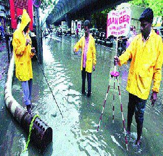 Pumping station deadline, conviction penalty | पम्पिंग स्टेशनची डेडलाइन हुकली, ठेकेदाराला दंड