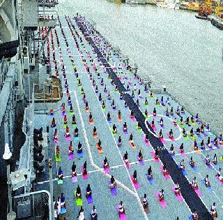 'Yoga' in Mumbai | मुंबईत असाही ‘योग’