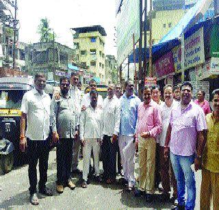 Rikshah stand again on Kelkar road! | केळकर रोडवर पुन्हा अवतरला रिक्षा स्टँड!