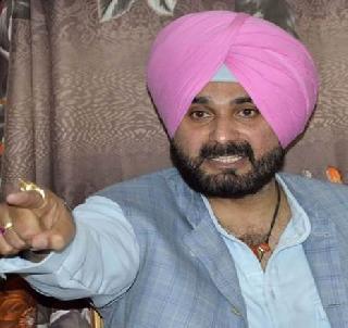 Pizza gets faster than fire brigade: Navjyot Singh Sidhu | फायर ब्रिगेडपेक्षा पिझ्झा लवकर येतो : नवज्योतसिंग सिद्धू