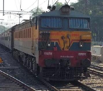 Panchavati, Godavari Express canceled: Megablock | पंचवटी, गोदावरी एक्सप्रेस रद्द : मेगाब्लॉक