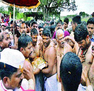 'Ba ... give rain to Goddess Vitthala, give it to the king Shiva' ... | ‘बा... विठ्ठला पाऊस पडू दे, रान शिवार फुलू दे...’