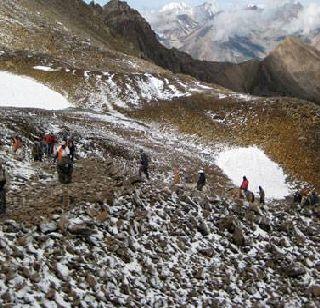 China re-infiltrated, two Indian bunker demolished in Sikkim | चीनची पुन्हा घुसखोरी, सिक्कीममध्ये भारतीय लष्कराचे दोन बंकर केले उद्ध्वस्त