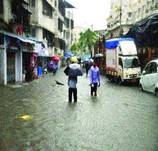 Meera-Bharinder watershed in the first rain | पहिल्याच पावसात मीरा-भार्इंदर जलमय