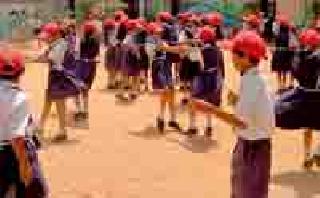 The schools will be able to repeat the twitter again | शाळांमधील किलबिलाट पुन्हा होणार सुरू