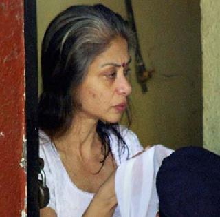 Indrani Mukherjee's claim of rigorous imprisonment in jail | कारागृहात जबर मारहाण झाल्याचा इंद्राणी मुखर्जीचा दावा