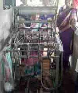 Techniques for producing silk thread have been realized by women | महिलांनी आत्मसात केले रेशीम धागा निर्मितीचे तंत्र Techniques for producing silk thread have been realized by women | महिलांनी आत्मसात केले रेशीम धागा निर्मितीचे तंत्र