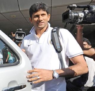 The colors will be increased, Venkatesh Prasad's application for the post of coach | रंगत वाढणार, वेंकटेश प्रसादचाही प्रशिक्षकपदासाठी अर्ज