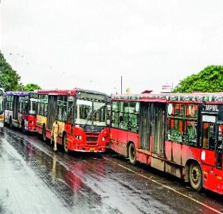 Driver strike from PMP contractor | पीएमपीचे ठेकेदारांकडील चालक संपावर