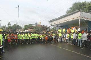 Over three thousand participants run for farming | शेतकयार्साठी धावले साडेतीन हजार स्पर्धक