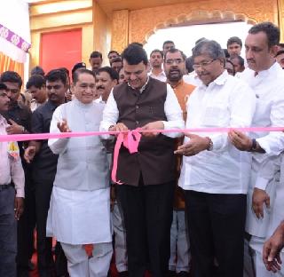 The main agenda for the development of rural development including farmers - Fadnavis | शेतकऱ्यांसह ग्रामीण विकास हाच शासनाचा मुख्य अजेंडा- फडणवीस