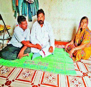 Fateful Balwantra read 'He', Mylak's Resentment: Stolen Record Report on Child | नशीब बलवत्तर म्हणून ‘तो’ वाचला, मायलेकांचा आक्रोश : मुलावरच नोंदविला चोरीचा गुन्हा Fateful Balwantra read 'He', Mylak's Resentment: Stolen Record Report on Child | नशीब बलवत्तर म्हणून ‘तो’ वाचला, मायलेकांचा आक्रोश : मुलावरच नोंदविला चोरीचा गुन्हा