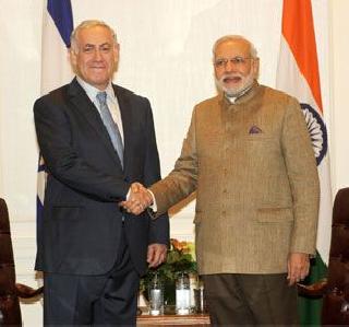 "Welcome to my friend", Modi welcomes Hindi in Israel | "आपका स्वागत है मेरे दोस्त", मोदींचं इस्त्रायलमध्ये हिंदीत स्वागत