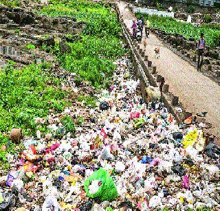 Due to the Radaroda debris, the existence of the Mutha river came in danger | राडारोडा कचऱ्यामुळे मुठा नदीचे अस्तित्वच आले धोक्यात