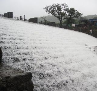 Three-week-long shutdown of vehicles to Bhushi dam on Saturday-Sunday afternoon | शनिवार-रविवार दुपारी तीननंतर भुशी धरणाकडे वाहनांना प्रवेश बंदी