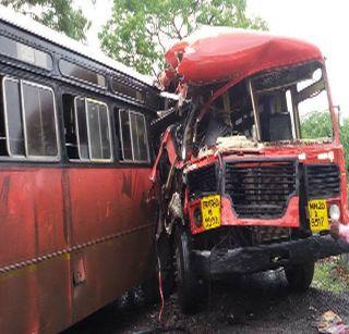 37 passengers injured in buses colliding with each other | बसेस एकमेकांवर धडकून 37 प्रवासी जखमी