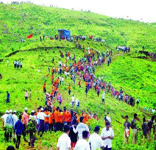 In the Ambernath taluka of Malanggad area, | अंबरनाथ तालुक्यातील मलंगगड परिसर नटणार हिरवाईने