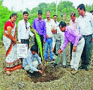 The center of Narayangaon is the best KVK | नारायणगावचे केंद्र हे सर्वोत्तम केव्हीके