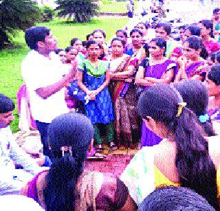Empowering contract teachers in the municipal corporation | महापालिकेमधील कंत्राटी शिक्षकांना दिलासा Empowering contract teachers in the municipal corporation | महापालिकेमधील कंत्राटी शिक्षकांना दिलासा
