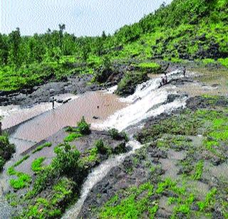 A picnic point in Banda port | खांडचा बंदरा एक पिकनिक पॉर्इंट