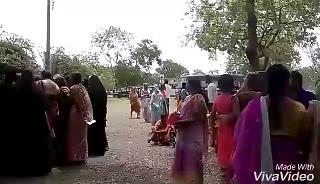 Alcohol ban: Women's crowd for verification of signatures | दारु बंदी : स्वाक्षरींच्या पडताळणीसाठी महिलांची गर्दी