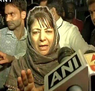 Every Kashmiri has gone down in shame - Mehbooba Mufti | प्रत्येक काश्मिरीची मान शरमेने खाली गेली आहे - मेहबूबा मुफ्ती