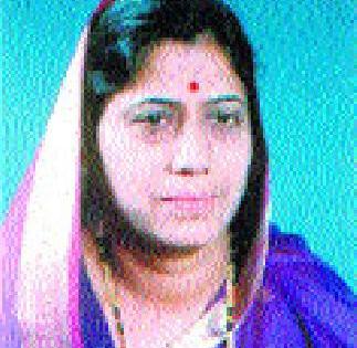 Usha Shinde presides as Chairman of the cotton marketing group | कापूस पणन महासंघ अध्यक्षपदी उषाताई शिंदे Usha Shinde presides as Chairman of the cotton marketing group | कापूस पणन महासंघ अध्यक्षपदी उषाताई शिंदे