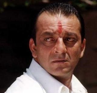 Sanjay Dutt gets released quickly due to good behavior | संजय दत्तची चांगल्या वर्तनामुळे लवकर सुटका