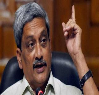 Demand for VHP of Parrikar's resignation from Beef's statement | बीफवरील वक्तव्यावरून पर्रीकरांच्या राजीनाम्याची विहिंपची मागणी