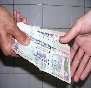 Attacks on bribe takers to increase the marks | गुण वाढविण्यासाठी लाच घेणा-यास अटक