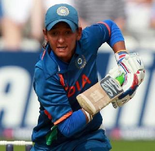 Harmanpreet's record-breaking record against Australia | ऑस्ट्रेलियाला तडाखा देणा-या हरमनप्रीतचा असाही विक्रम