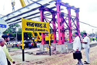 New route to be made in the railway station | रेल्वेस्थानकात साकारणार नवीन मार्ग