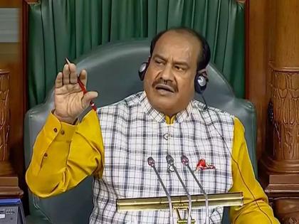 Om Birla's intervention at the mention of demonetisation; Said, 2016 is over, talk about budget... | नोटबंदीचा उल्लेख करताच ओम बिर्लांचा हस्तक्षेप; म्हणाले, २०१६ निघून गेले, अर्थसंकल्पावर बोला...