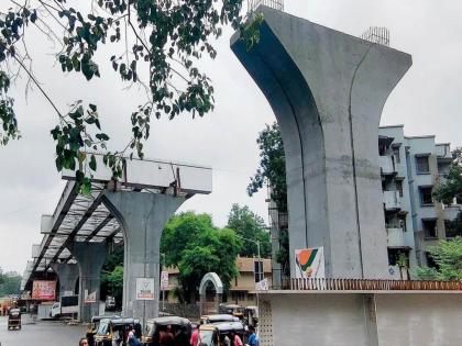 work on vikhroli flyover speed up a giant machine was brought in to cast the girders | विक्रोळी उड्डाणपुलाच्या कामाला आला वेग; गर्डर टाकण्यासाठी महाकाय यंत्र दाखल