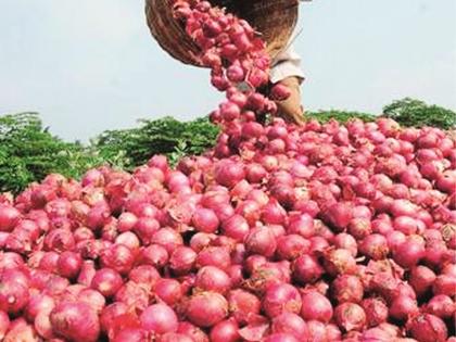 Farmers in crisis as onions are not guaranteed | कांद्याला हमीभाव नसल्याने शेतकरी संकटात