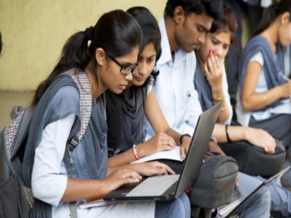 12th students will get online hall ticket Distribution in schools colleges from Monday | बारावीच्या विद्यार्थ्यांना मिळणार ऑनलाईन हाॅलतिकिट; शाळा, महाविद्यालयात साेमवार पासून वाटप