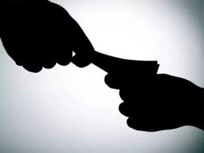 Panchayat Samiti Extension Officer arrested for accepting bribe of five thousand | पंचायत समिती विस्तार अधिकाऱ्याला पाच हजारांची लाच घेताना अटक