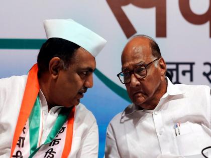 NCP President Sharad Pawar has reacted to the statement made by Minister Jayant Patil | 'मलाही उद्या मुख्यमंत्री व्हावसं वाटलं तर...'; जयंत पाटलांच्या मुख्यमंत्रिपदाच्या इच्छेवर पवारांनी दिली प्रतिक्रिया