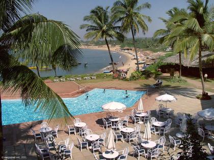 Coronavirus: Insistence to start tourism in Goa, application from two hundred hotels | Coronavirus: गोव्यात पर्यटन सुरू करण्यासाठी आग्रह, दोनशे हॉटेलांकडून अर्ज