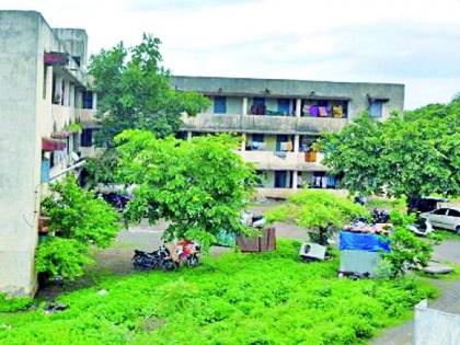 Police in Thane issue notice to families to vacate houses, concern over dangerous building | पोलीस कुटुंब राहतायेत दहशतीत; घरं धोकादायक झाल्यानं पसरली चिंता