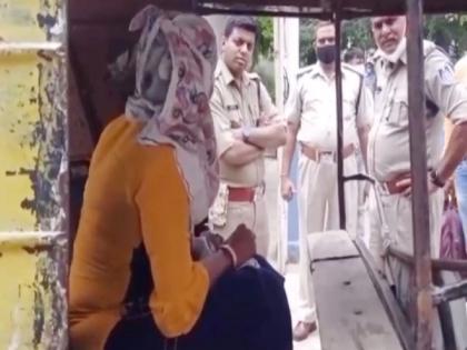 Fake marriage gang busted wedding cheat money man woman police arrested in madhya-pradesh | अविवाहित तरूणाची सर्वात मोठी फसवणूक; पोलिसांनी टोळीचा केला पर्दाफाश, काय आहे प्रकरण?